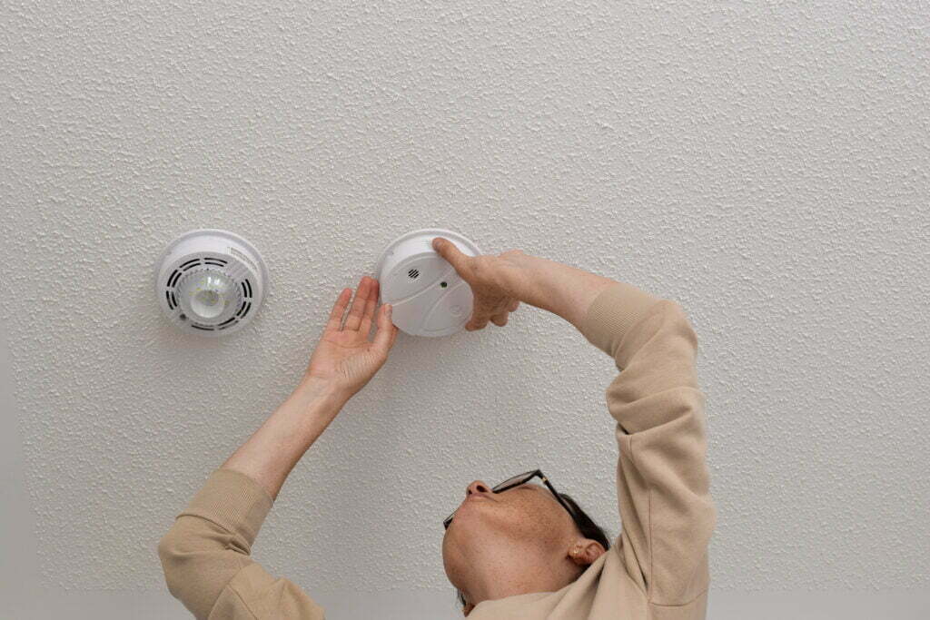 Smoke Detector Maintenance 2022 10 15 23 26 02 Utc 1024x683