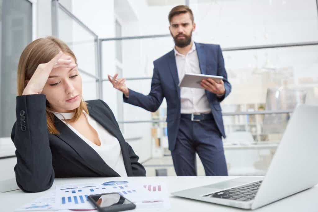 Displeased Boss Berating Indifferent Employee 2023 06 23 06 31 41 Utc 1024x684